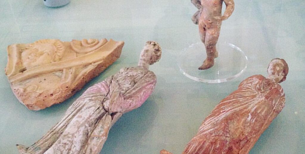 Greek fire: and the Byzantine naval defense