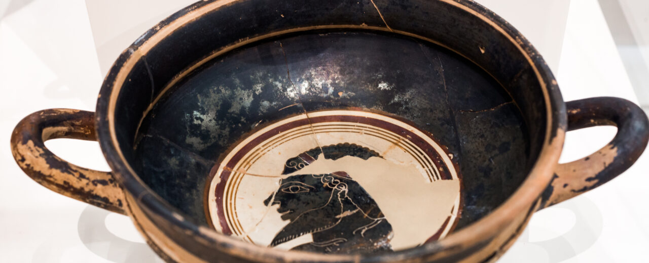 Naukratis archaeology: the lost Greek trading city in