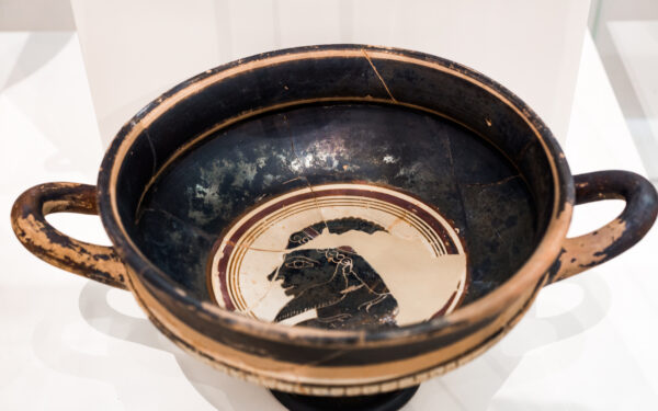 Naukratis archaeology: the lost Greek trading city in