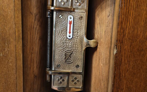 Pneumatic mail tubes: the forgotten pneumatic mail tube network