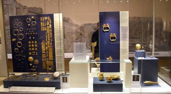 Oxus Treasure: Gold, Empire, and an Archaeological Mystery